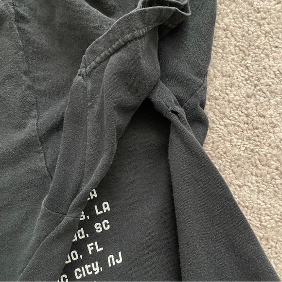 Vintage Hinder Black Flames Photo 2000s Band tour Shirt / size XL - Picture 7 of 9